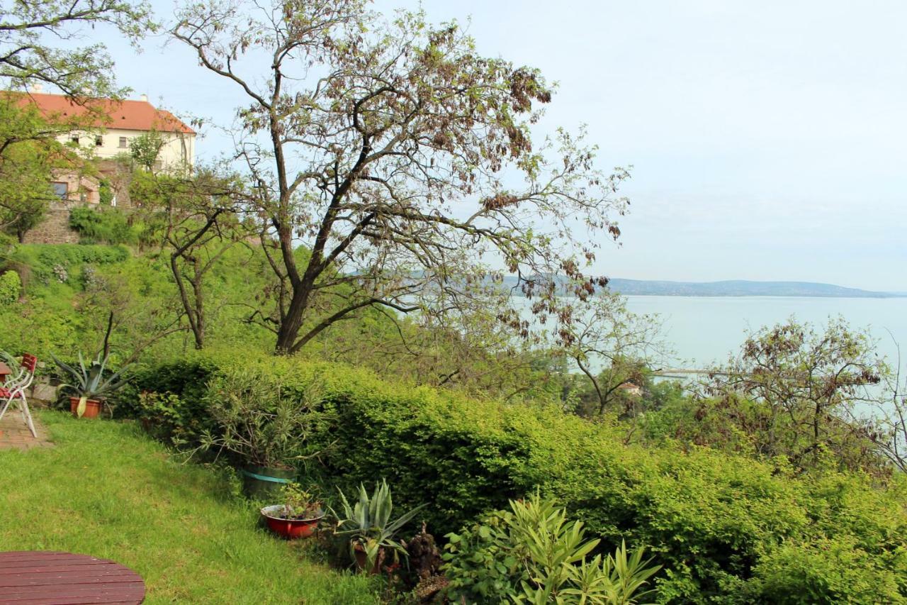 Csizmazia Apartman Tihany Esterno foto
